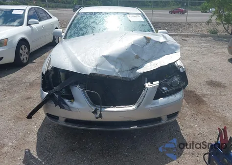 2009 Hyundai Sonata Gls z USA, uszkodzony, nr VIN 5NPET46C79H489566